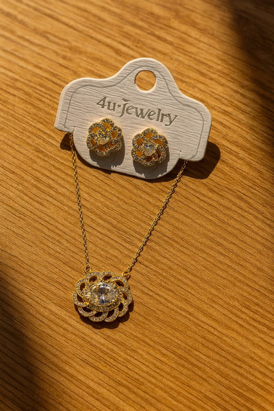 4u Jewelry - أطقم أقراط وقلائد من الزركونيا المكعبة