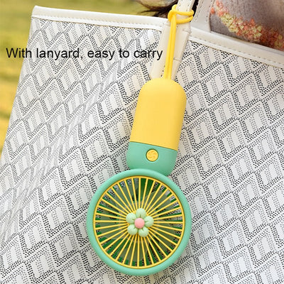 مروحة يدوية صغيرة