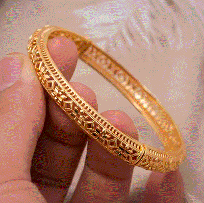 Womens Fashion Bangle