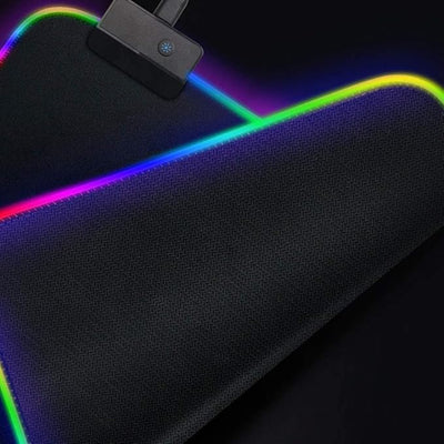 لوحة ماوس ألعاب بإضاءة RGB